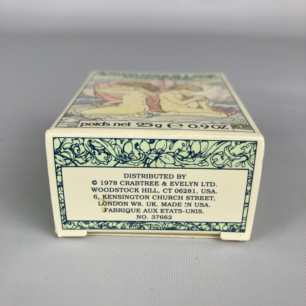 Vintage 1978 CRABTREE & EVELYN Sea Shell Soap With Jojoba Oil 25g / 0.9oz - Picture 3 of 4